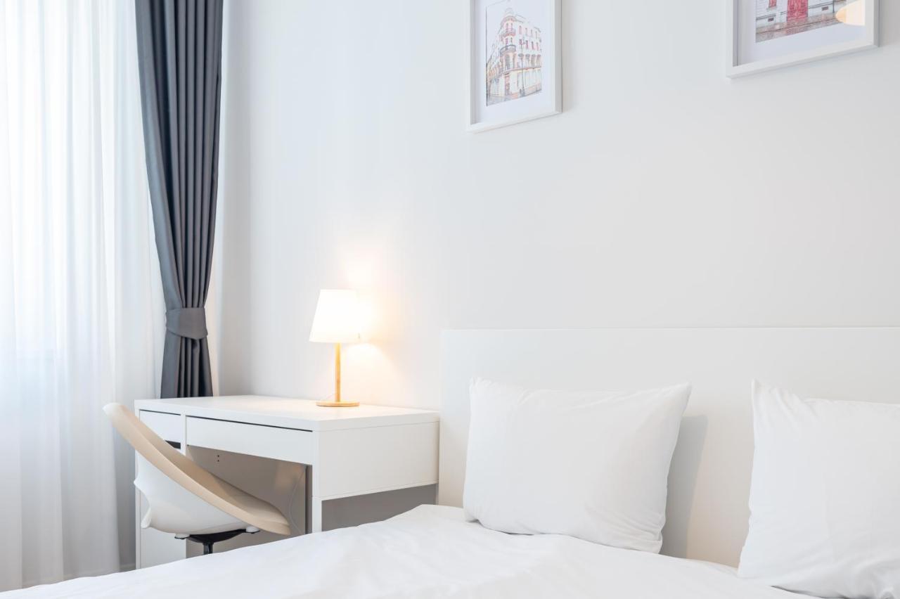 Lilla Flats Apartamento Oradea Exterior foto