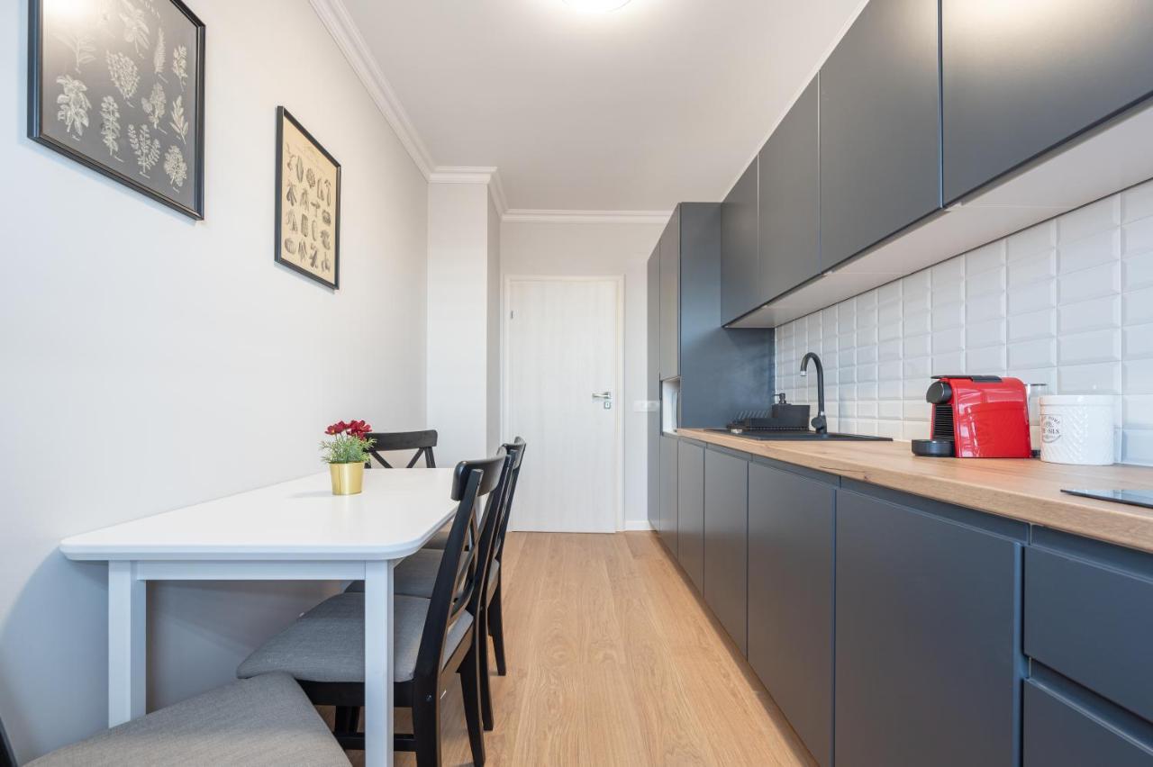 Lilla Flats Apartamento Oradea Exterior foto