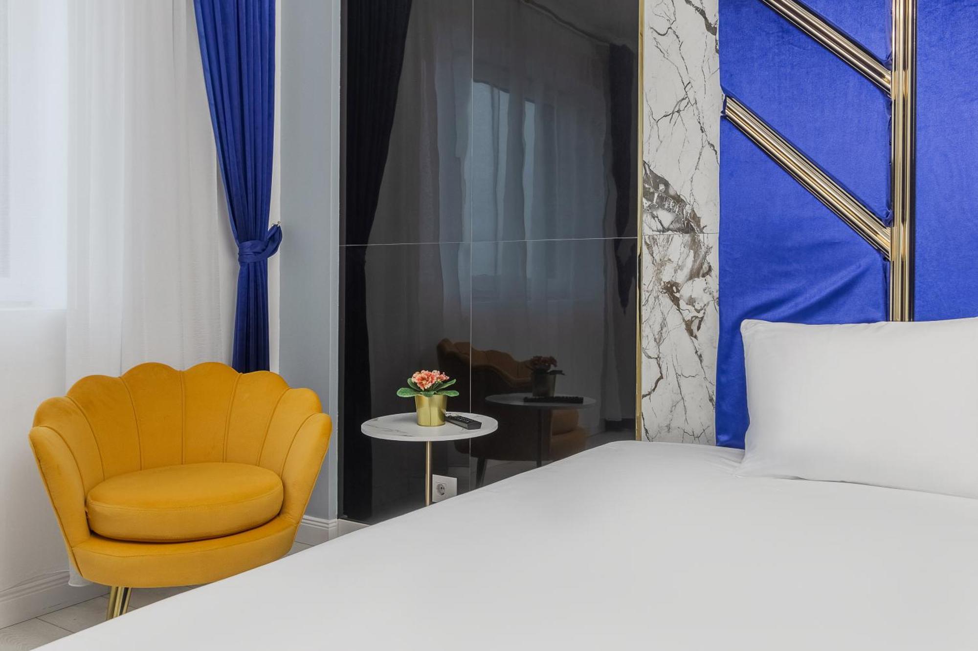 Lilla Flats Apartamento Oradea Exterior foto